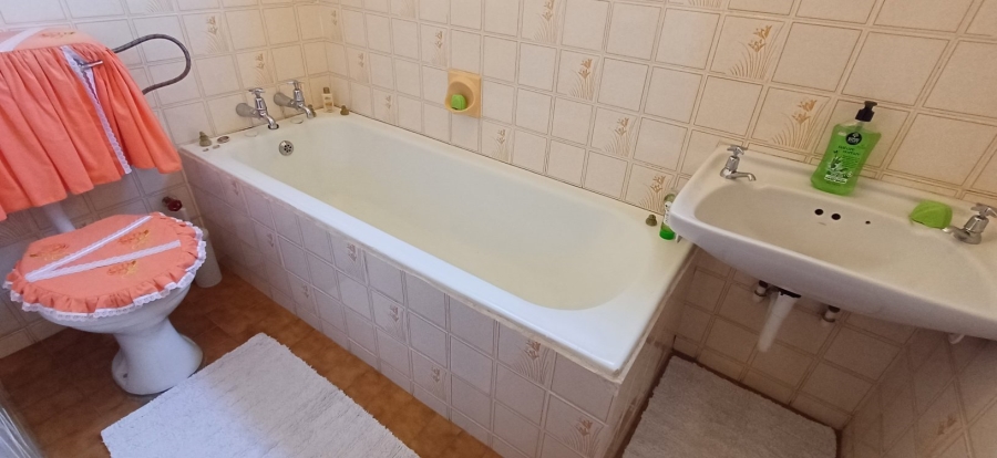 4 Bedroom Property for Sale in Panorama Free State